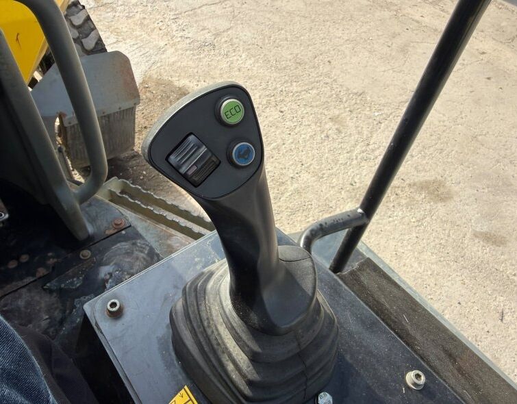 WACKER NEUSON DW60 **REGISTERED**